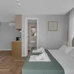 Anchor Apartment