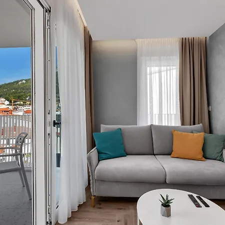 Anchor Apartment