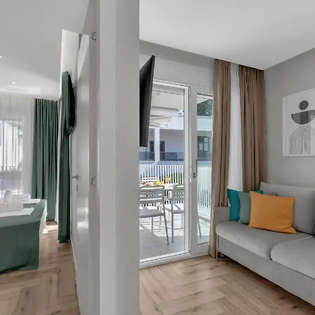 Anchor Apartment